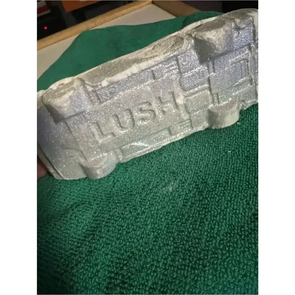 Lush Silver DeLorean Back To The Future Bath Bomb Limited Edition